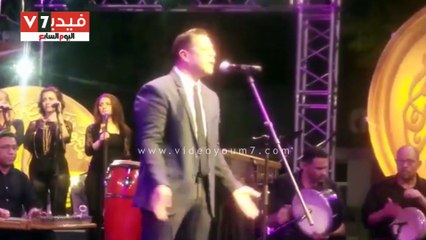 مدحت صالح يختتم إحتفالية قناة السويس الجديدة ب "أحلف بسماها وترابها"