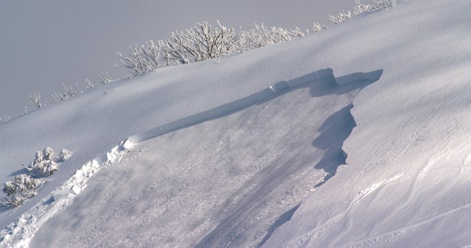 'Sizeable Avalanche' in Victorian Alps Creates Excellent Ski Conditions