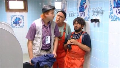 Равшан и Джамшут - Бинокль в женской душевой