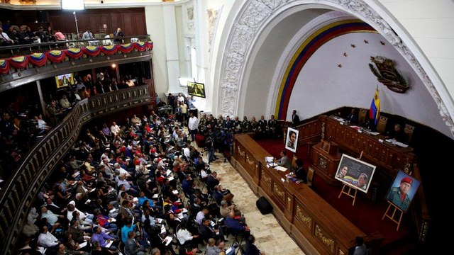 Venezuela'da kurucu meclis krizi derinleşiyor