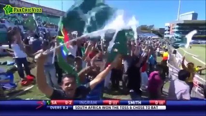 Pakistani fast bowlers bowled 'em by outswinger