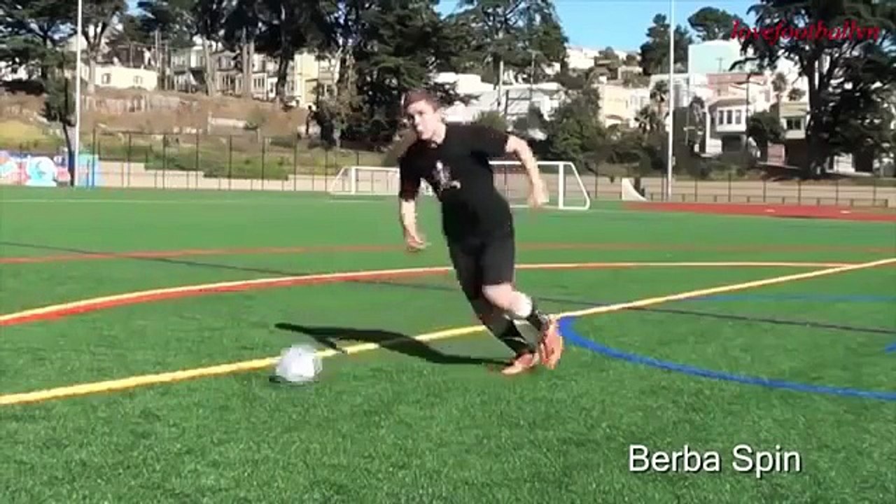 Synthesize the dribbling phase through the person-Tổng hợp các pha lừa bóng qua người