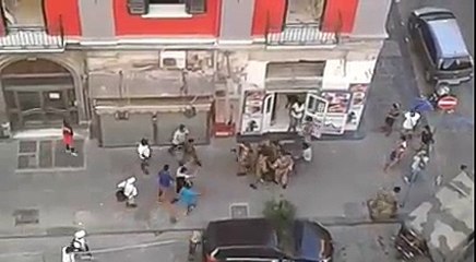 «Militaires agressés par des migrants à Naples» : un incident défraie la chronique en Italie