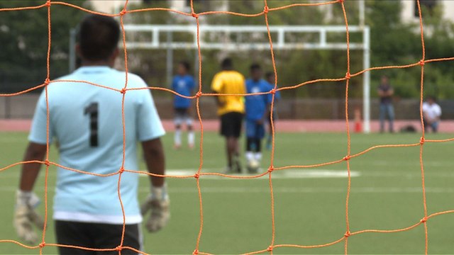 Menacés par Trump, des jeunes immigrés unis par le foot