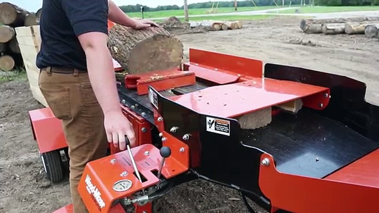 Wood-Mizer FS350 Log Splitter - See It In Action