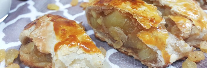 كيف تصنعين لفائف التفاح بالزبيب .. الطريقة بالفيديو