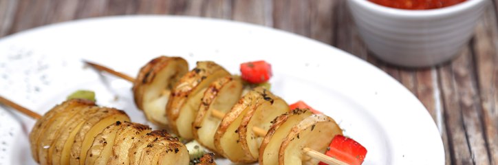 طريقة صحية جديدة لشوي البطاطس .. تعلميها بالفيديو