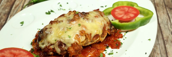 دجاج بالكوسا و جبنة الموزاريلا، الطريقة بالفيديو