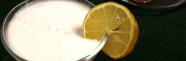 تعلمي صنع عصير الليموناضة المثلج لصيف حار بالفيديو