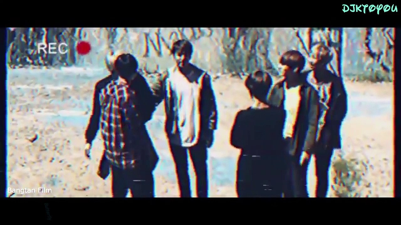 Consegues adivinhar todas as 20 músicas dos BTS