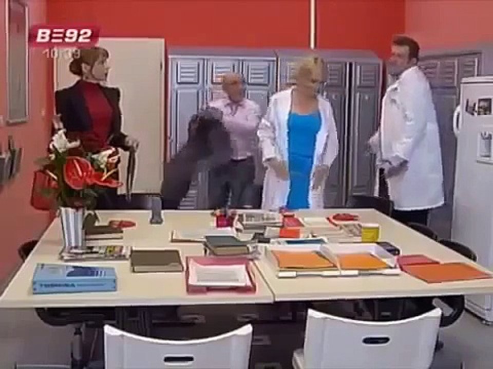 Nasa Mala Klinika (Srbija) 13. Epizoda - Krsta I Mnogi Drugi Problemi