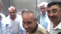 Asansörde Kalan Muhtar ve Gazetecileri İtfaiye Kurtardı