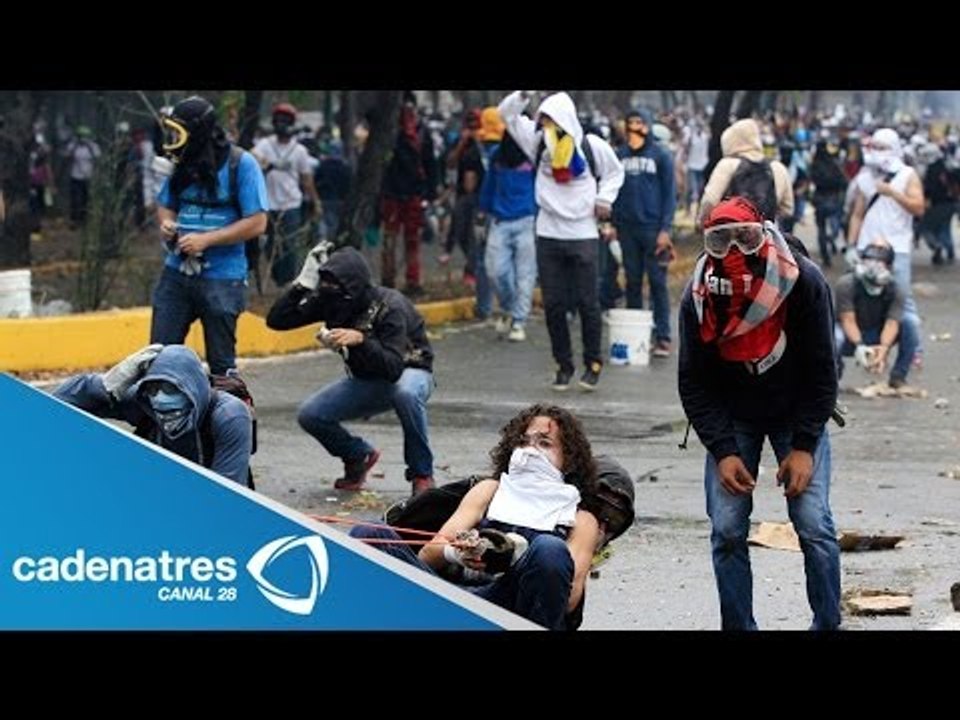Venezuela: protestas estudiantiles no cesan en...
