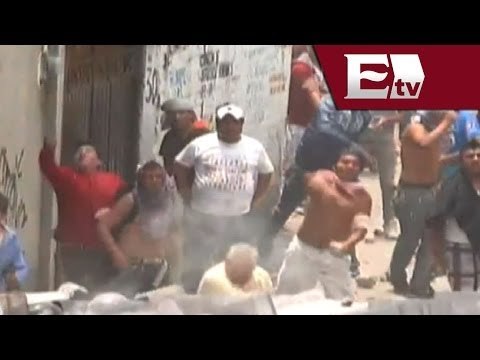 VIDEO: Granaderos son golpeados por habitantes de San Bartolo Ameyalco / Titulares Vianey Esquinca