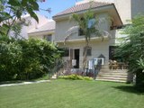 villa for rent in 6 October Townhouse Mena Garden City