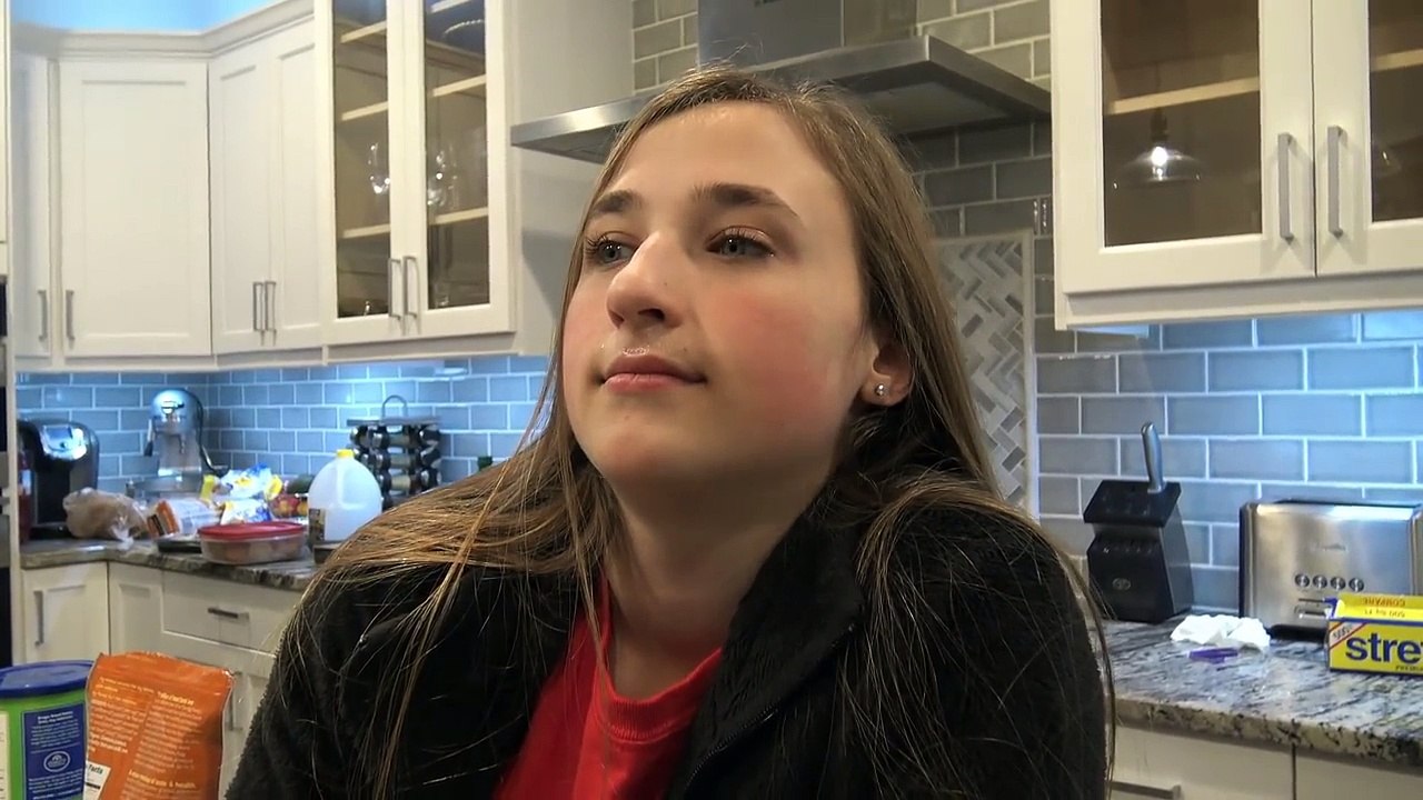 Poisoned Halloween Candy Prank on Girl Family Scare Tactics