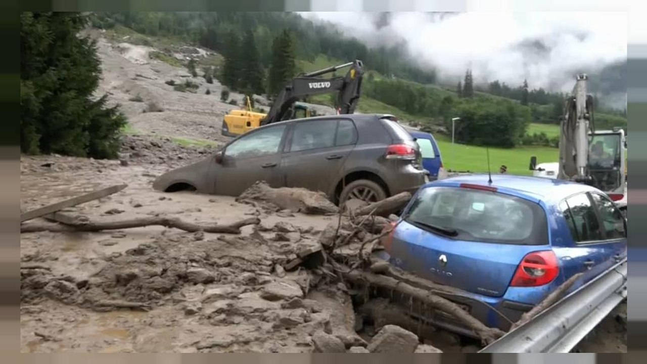 Hüfthoch im Schlamm