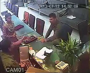 FUNNY ROBBERY IN KERALA INDIA - FUNNY VIDEO