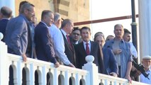 Cumhurbaşkanı Erdoğan, Açılışını Yaptığı Bulancak Sarayburnu Camisi'nde İncelemelerde Bulundu