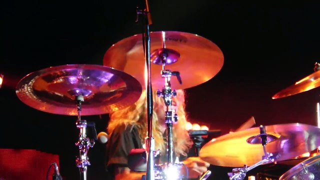 Guns N Roses with Steven Adler Out Ta Get Me July 9 2016 Nashville Front Row