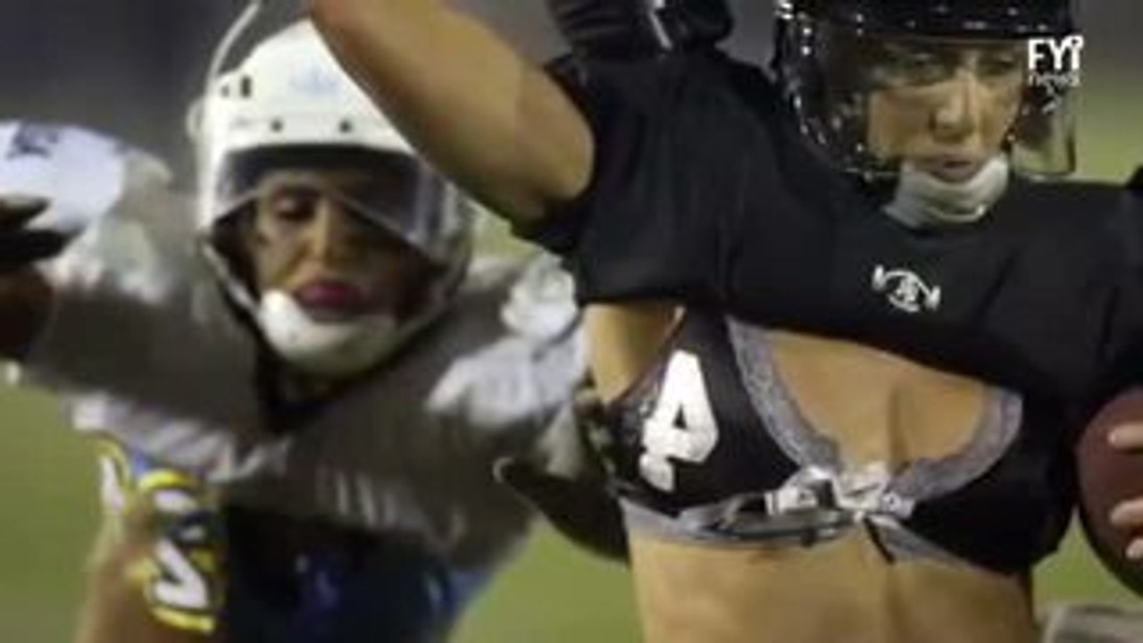 Playing professional football never looked Sexier