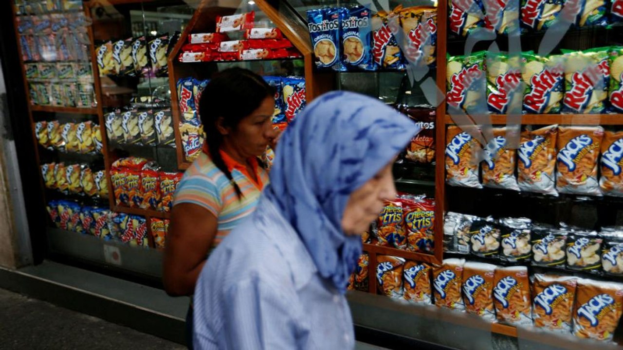 A Caracas, les files de la faim