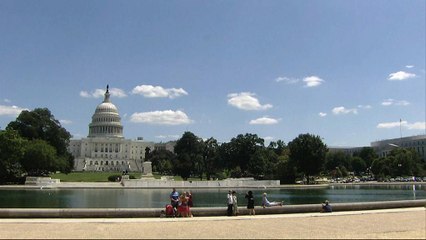 Военный самолет РФ над Белым домом