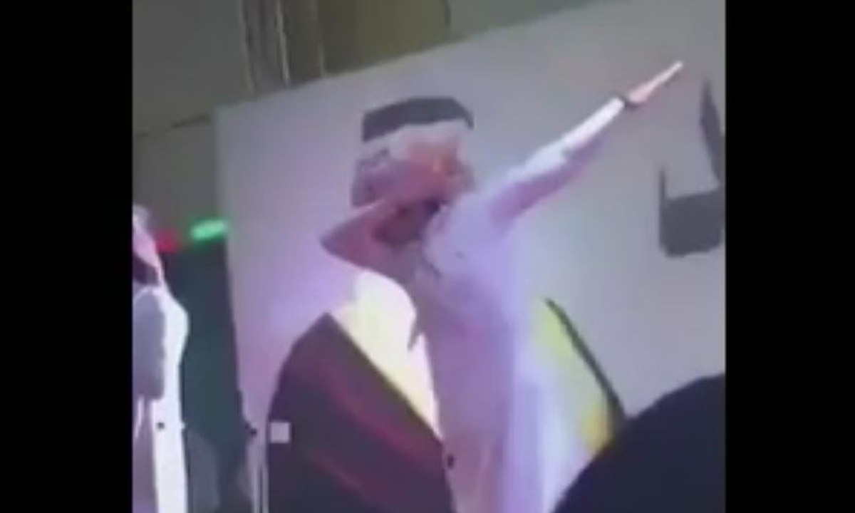 Penyanyi di Arab Saudi Ini Ditahan Akibat Gerakan "Dabbing"