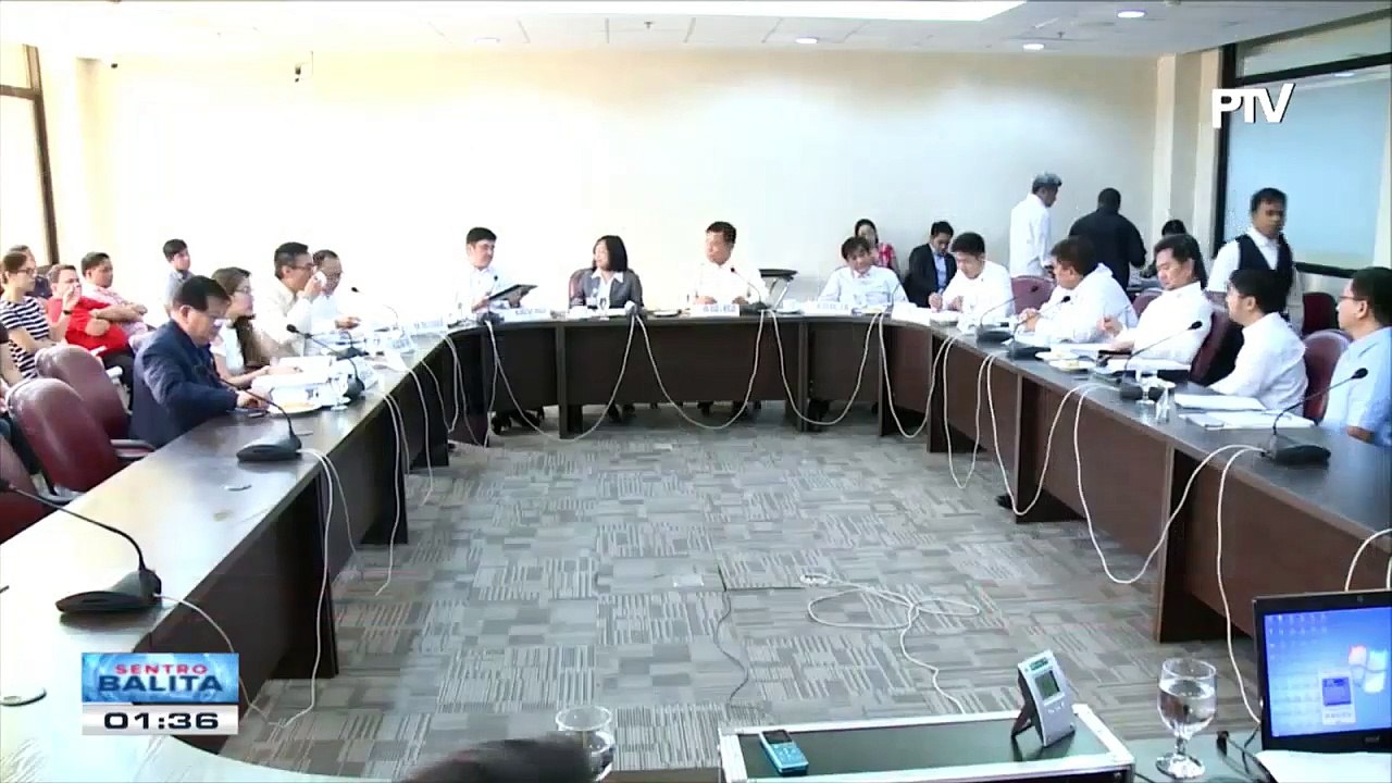 Pagbuo ng draft ng Philippine Federal Constitution, binusisi ng Kamara