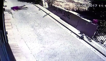 Dolap Takarken Camdan Düşmüştü: Hayatını Kaybetti