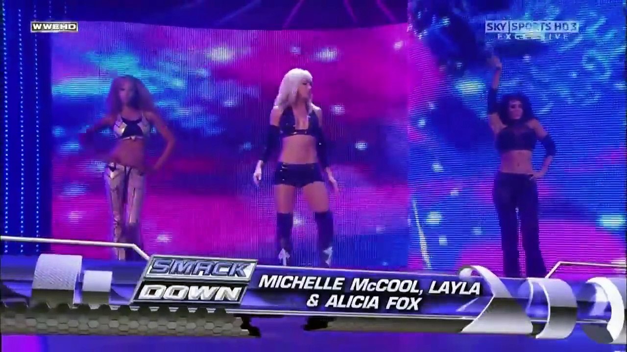 Layla, Michelle McCool, & Alicia Fox vs Melina, Eve, & Gail Kim WWE Smackdown 2009 (HD)