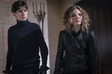 Gotham Season 4 Episode 17 (A Dark Knight: Mandatory Brunch Meeting) [Online Streaming]