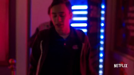 ATYPIQUE Bande Annonce VF (Série Adolescente Netflix - 2017)