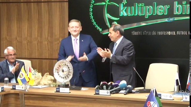 Dursun Özbek Kulüpler Birliği Başkanı Oldu