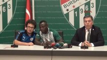 Bursaspor, Dzon Delarge ile Sözleşme İmzaladı