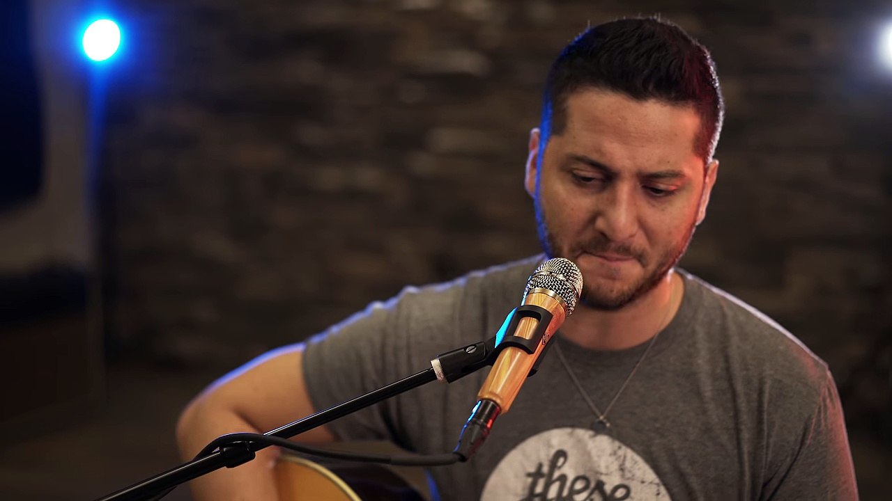 Despacito - Luis Fonsi ft. Daddy Yankee (Boyce Avenue acoustic cover) on Spotify & iTunes