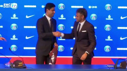 Neymar attend toujours son certificat international de transfert