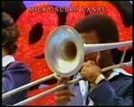 Cuco Valoy y la Tribu, canta henry garcia - Clavelitos y Azucenas - MICKY SUERO CANAL
