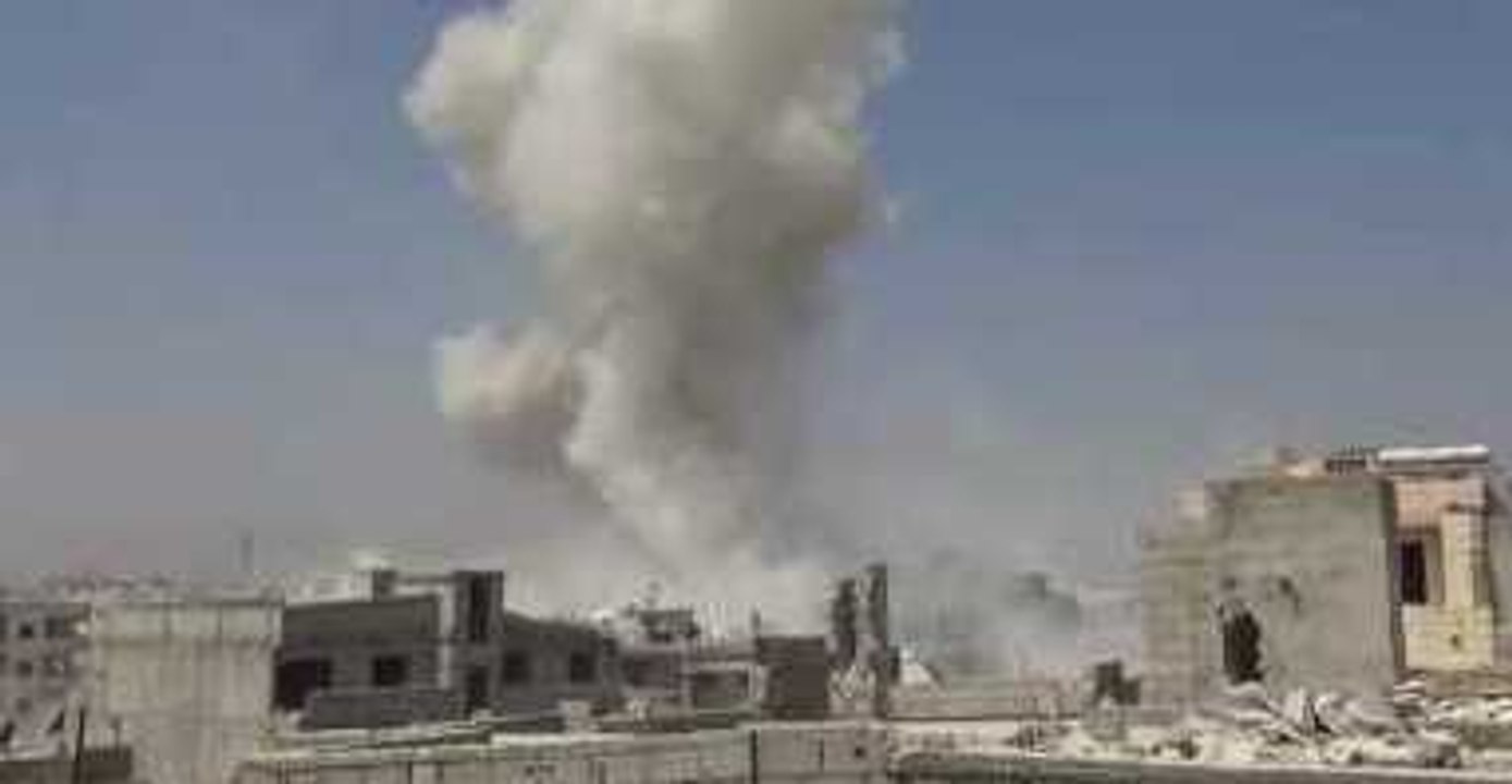 Syrian Government Forces Fire Rockets into East Damascus