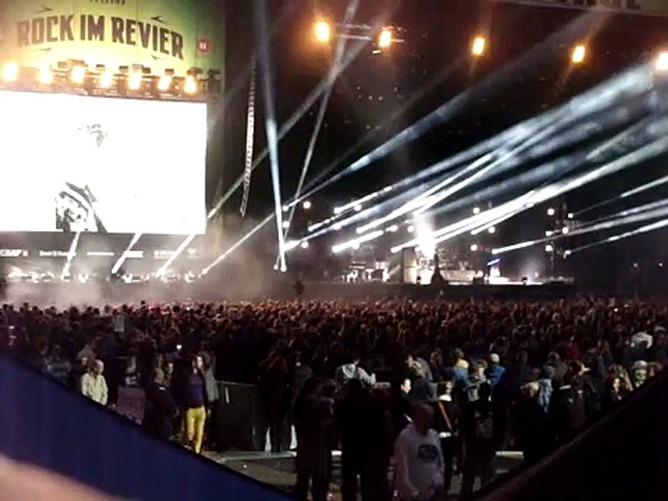 Muse - Stockholm Syndrome, Rock im Revier Festival, Veltins Arena, Gelsenkirchen, Germany  5/30/2015