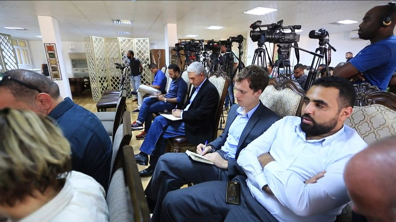 Secours aux migrants: la Libye interdit "tout navire étranger"