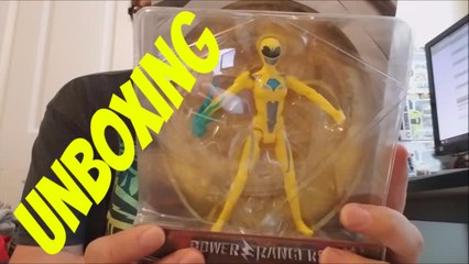 POWER RANGERS MOVIE Yellow Power Ranger Unboxing & Quick Look