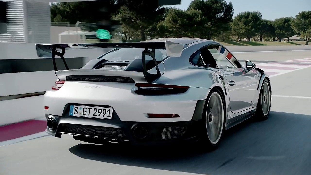700HP - 2018 Porsche 911 GT2 RS TEST DRIVE - Exterior and Interior