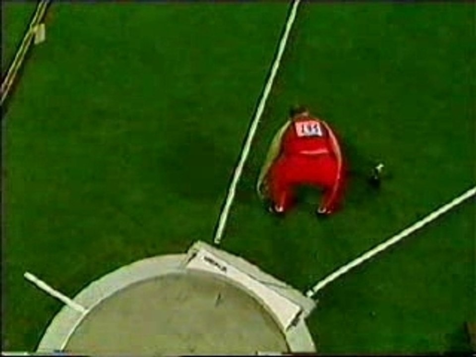 Athlé lancer poids Martinez