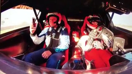 Barrichello chora ao andar como passageiro ao lado do filho