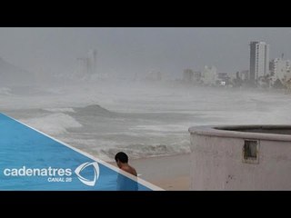 Autoridades mexicanas en alerta por la presencia del huracán 'Polo'