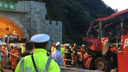 Un accidente de un autobús en un puente deja 36 muertos y 13 heridos en China
