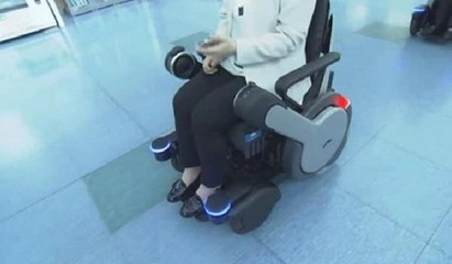 Tokyo Havalimanı'nın akıllı tekerlekli sandalyeleri