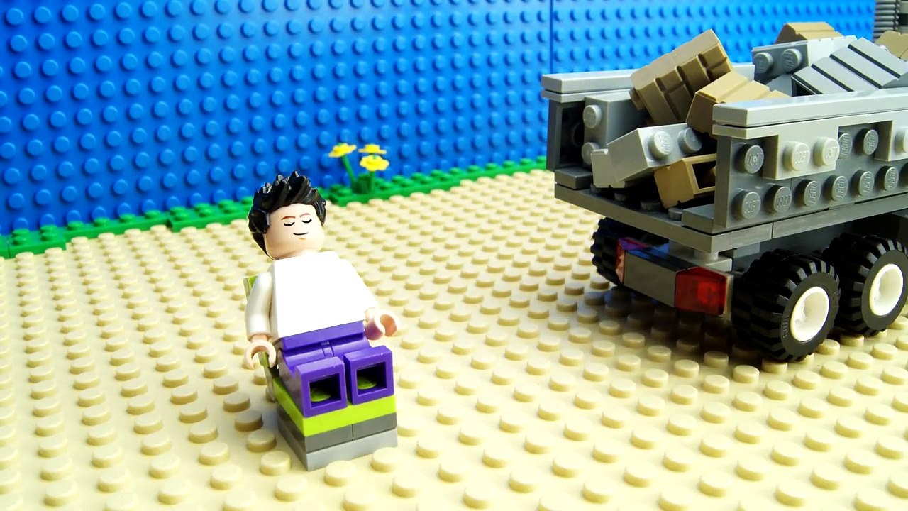 Lego Hulk Prison Break