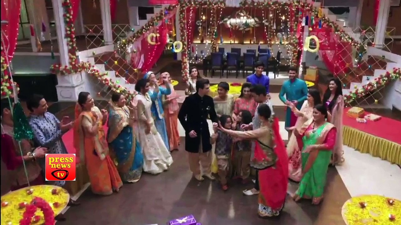 Yeh Rishta Kya Kehlata Hai  - 12th August 2017 Star Plus YRKKH News